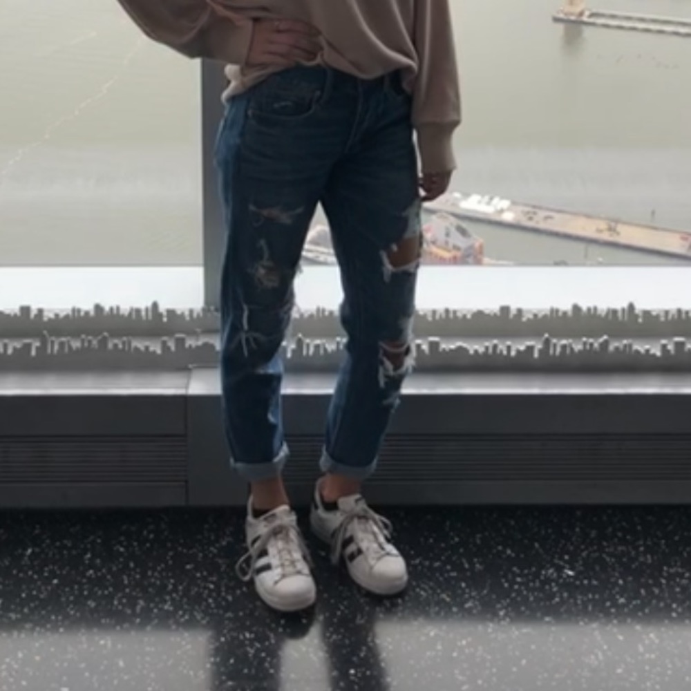 mom jeans